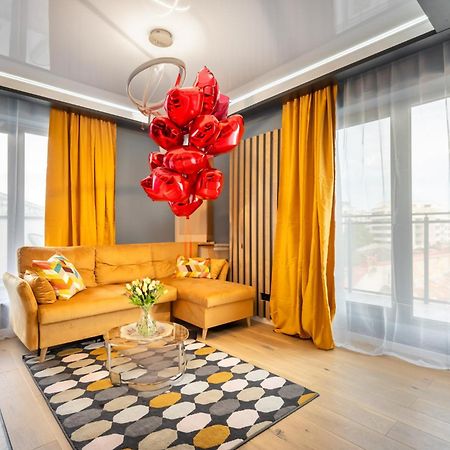 Sunflower - Chic Loft In Tineretului Bukares Bagian luar foto